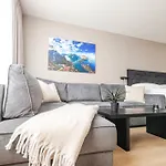 Lofoten Premium Apartamento *