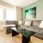 Lofoten Premium Leknes