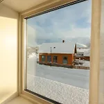 Lofoten Premium Leknes