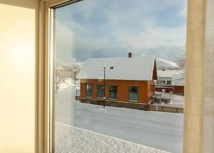 Lofoten Premium Leknes
